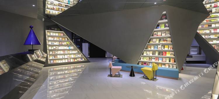 绽白艺术酒店(西安大唐不夜城小寨地铁站店)图片