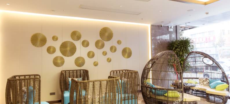 南召颜岸·琥珀酒店图片