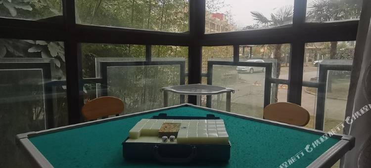 宝鸡金湾华发商都/珠海机场/高层海景民宿(太白度假村分店)图片