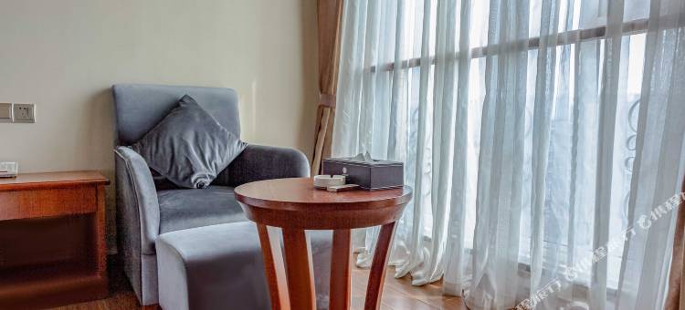 成都新港假日酒店(四川旅游学院龙泉驿区人民医院店)图片