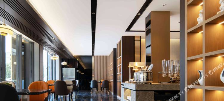 乔治莫兰迪酒店(皇亭路博雅郡店)图片