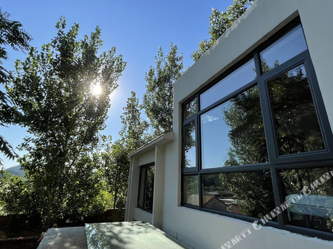 北京密云水库圆境岩堡民宿