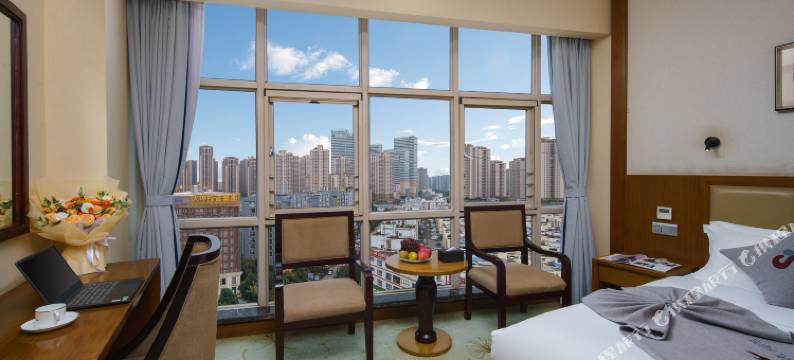 高原明珠大酒店(昆明海乐世界昌宏西路店)图片