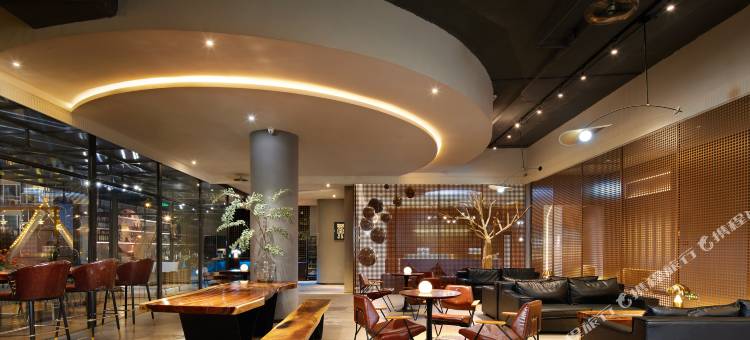 成都微澜温泉花园酒店(宽窄巷子西大街地铁站店)图片