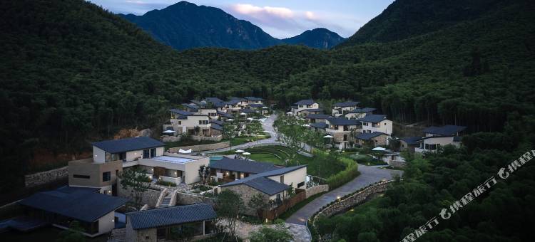 YAZA野在山川酒店图片