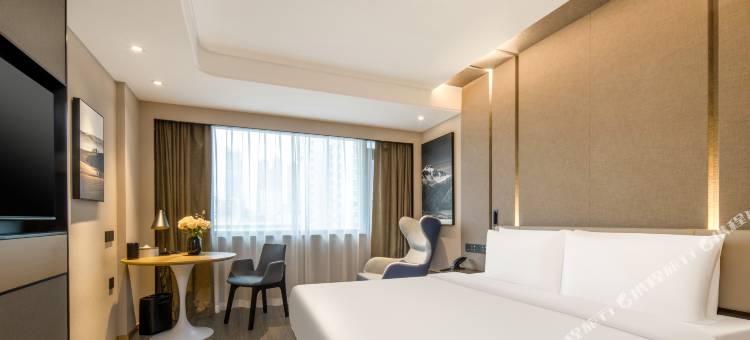 福州上下杭达道地铁站亚朵酒店图片