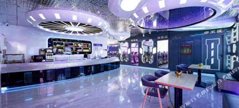 尖峰国际电竞民宿(弋阳县政府店)图片