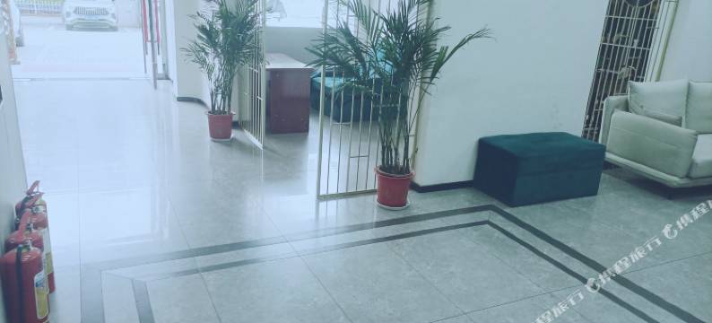 青禾酒店(鄂州高铁站店)图片