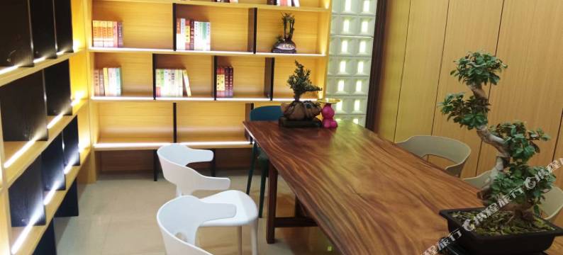 艾菲酒店(长春吉林大路东盛大街地铁站店)图片