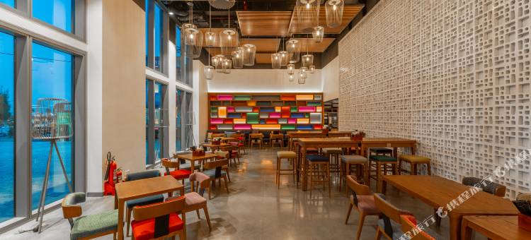 盈客 - 绥和海滩 - 住满24小时(Wink Hotel Tuy Hoa Beach - 24hrs stay & Rooftop Pool Bar)图片