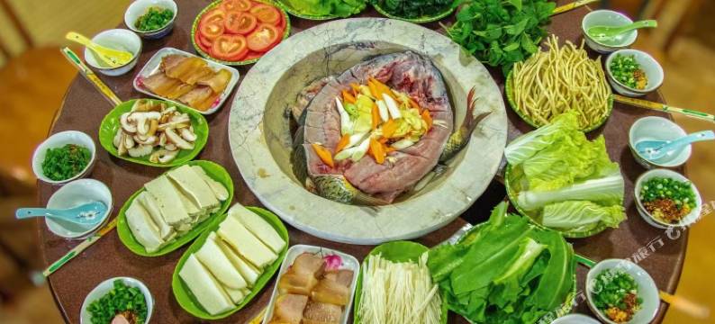 泸沽湖草湖怡居客栈图片