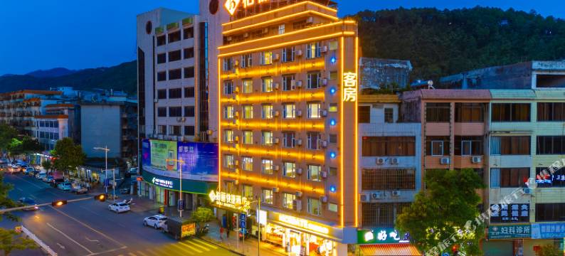 岑溪柏丽快捷酒店(人民医院汽车总站店)图片