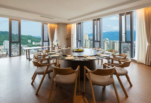 Hangzhou Fuyang Jingxin SSAW Boutique Hotel Hotel Overview