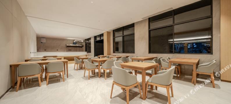 北欧·花屿湾酒店(兴义高铁站万峰林机场店)图片