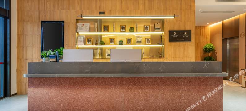 季枫酒店(墨脱店)图片