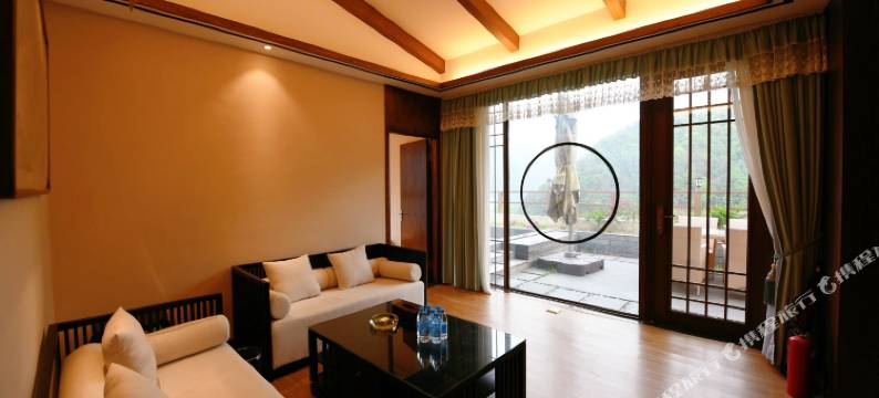 泰顺玉龙山氡泉度假村图片