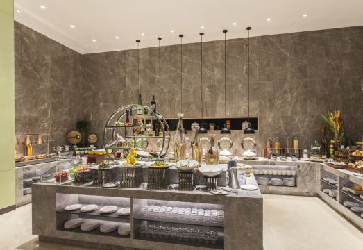 Somerset Xindicheng Xi'an Hotel Overview