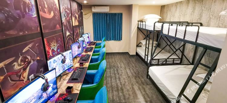 云战电竞民宿(湖南工院店)图片