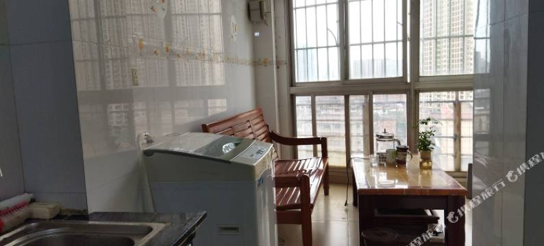 关于你的风景青年旅舍(广西大学地铁站店)图片