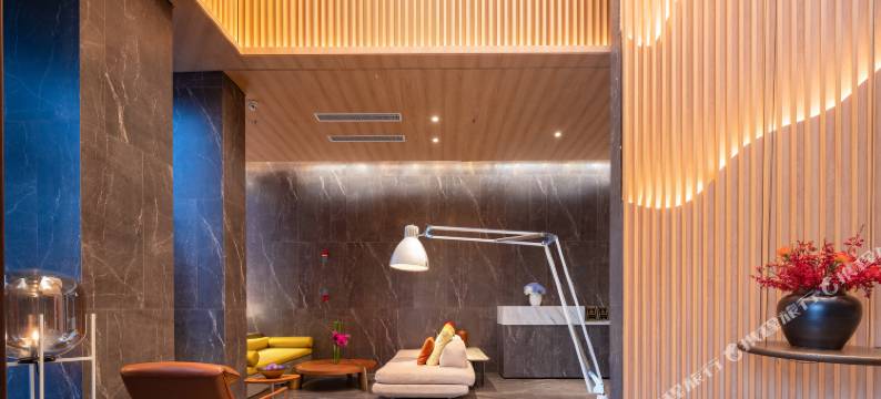 兰顿Q酒店(红河哈尼族彝族自治州建水小火车紫陶街店)图片