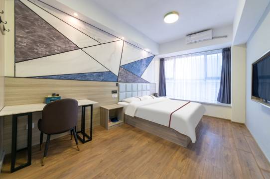 曼悦拾光酒店(济南院士谷融创乐园店)