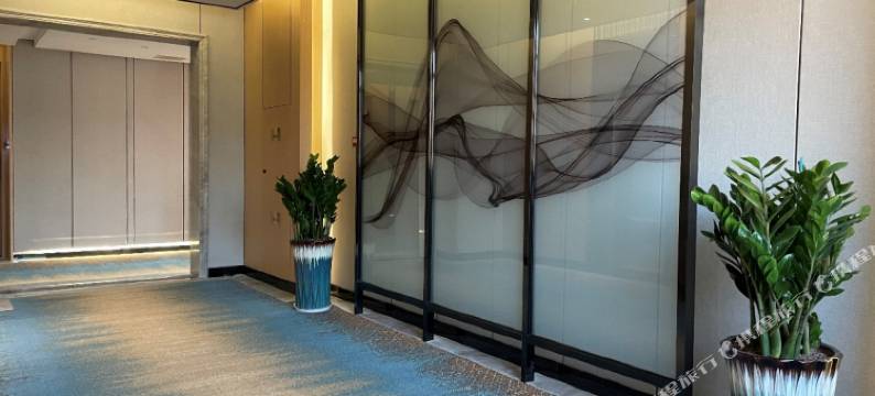 鄂州兰兹酒店(葛洪大道开发区广场店)图片