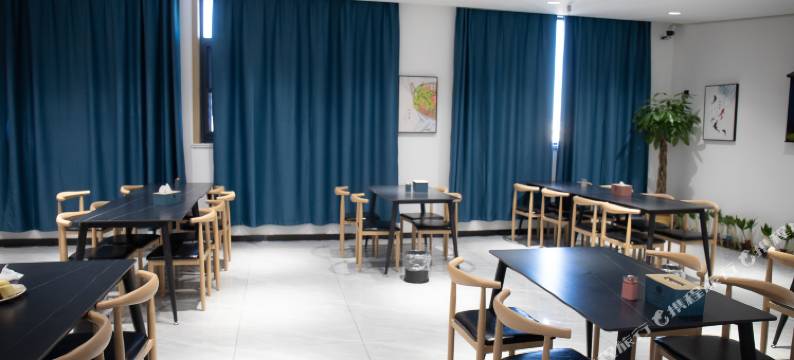 濮阳皇锦智选酒店(濮阳东高铁站店)图片