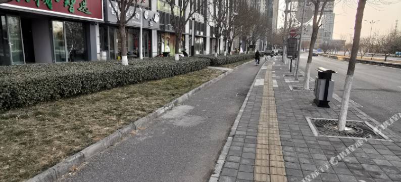 龙门客栈·智选(北京良乡大学城天街店)图片