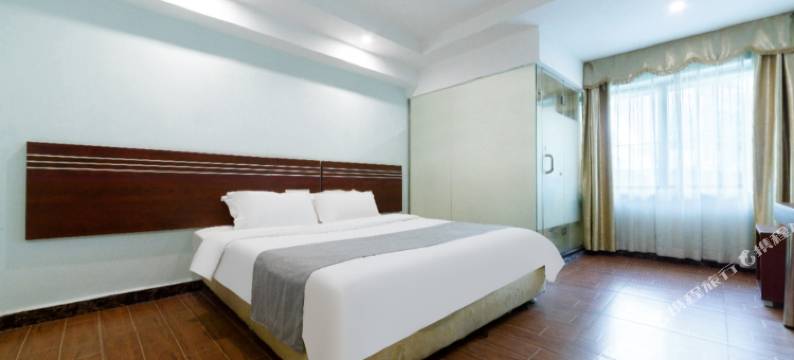 华辰四季酒店(深圳北站民治地铁站店)图片