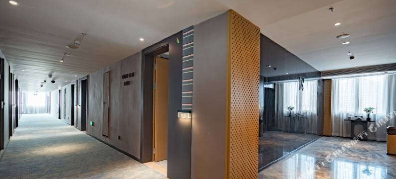 南昌西站亚朵篮球酒店图片