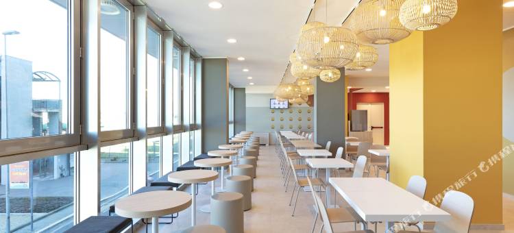 罗马菲乌米奇诺机场展览中心2号B&B酒店(B&B Hotel Roma Fiumicino Aeroporto Fiera 2)图片