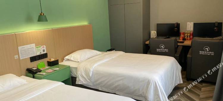 格林电竞酒店(威海青岛北路大润发店)图片