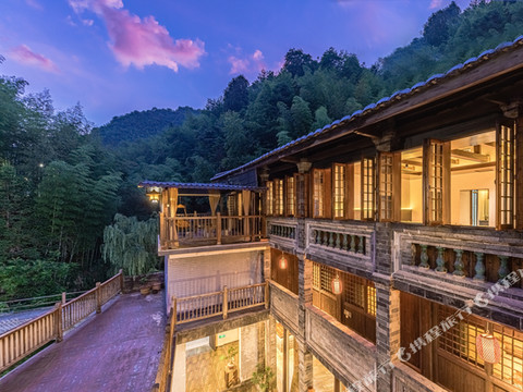 花筑·听泉民宿(南靖土楼)