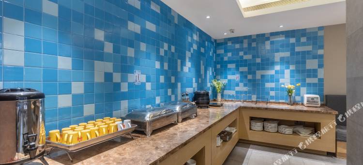 锐思特酒店(滨江路国窖大桥店)图片