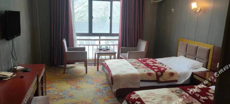 希夏邦马酒店图片