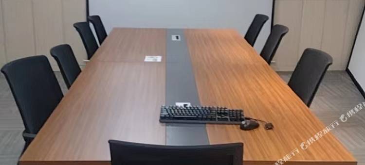 栖湾雅居行政酒店公寓(铁路公园地铁站店)图片