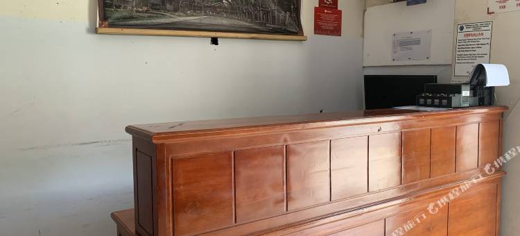 O酒店法乌齐亚伊斯兰旅馆，靠近塔克瓦清真寺马明纳赛(Hotel O Penginapan Fauziah Syariah Near Mesjid Taqwa Mamminasae)图片