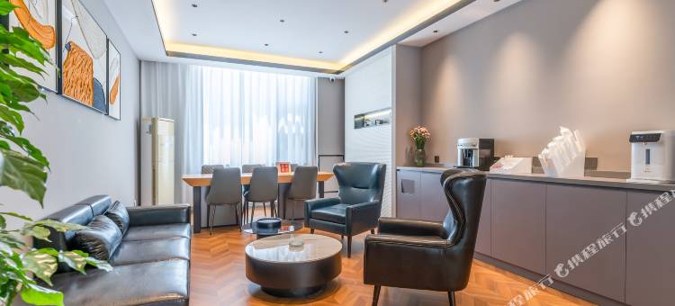 如家睿柏·云酒店(青岛黄岛灵山湾路家乐城店)图片