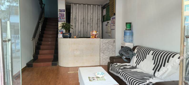 缘聚宾馆(威宁妇产医院店)图片