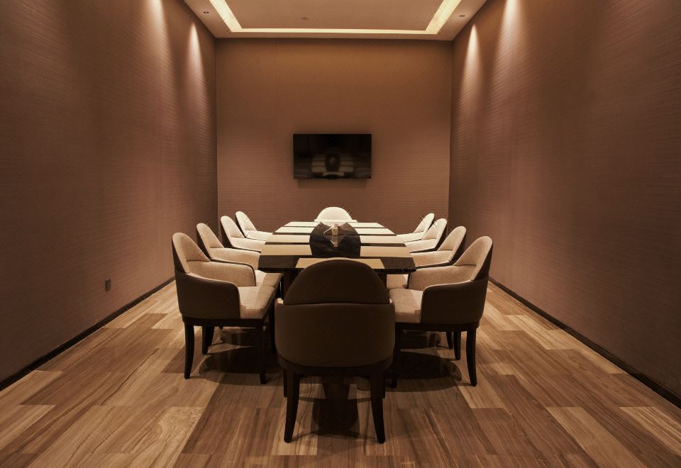 JianGuo Hotel HeKou Hotel Overview