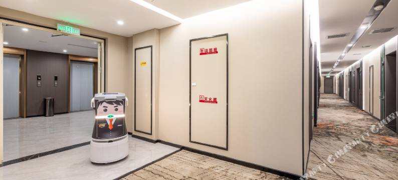 忆电竞酒店(抚州凤凰城店)图片