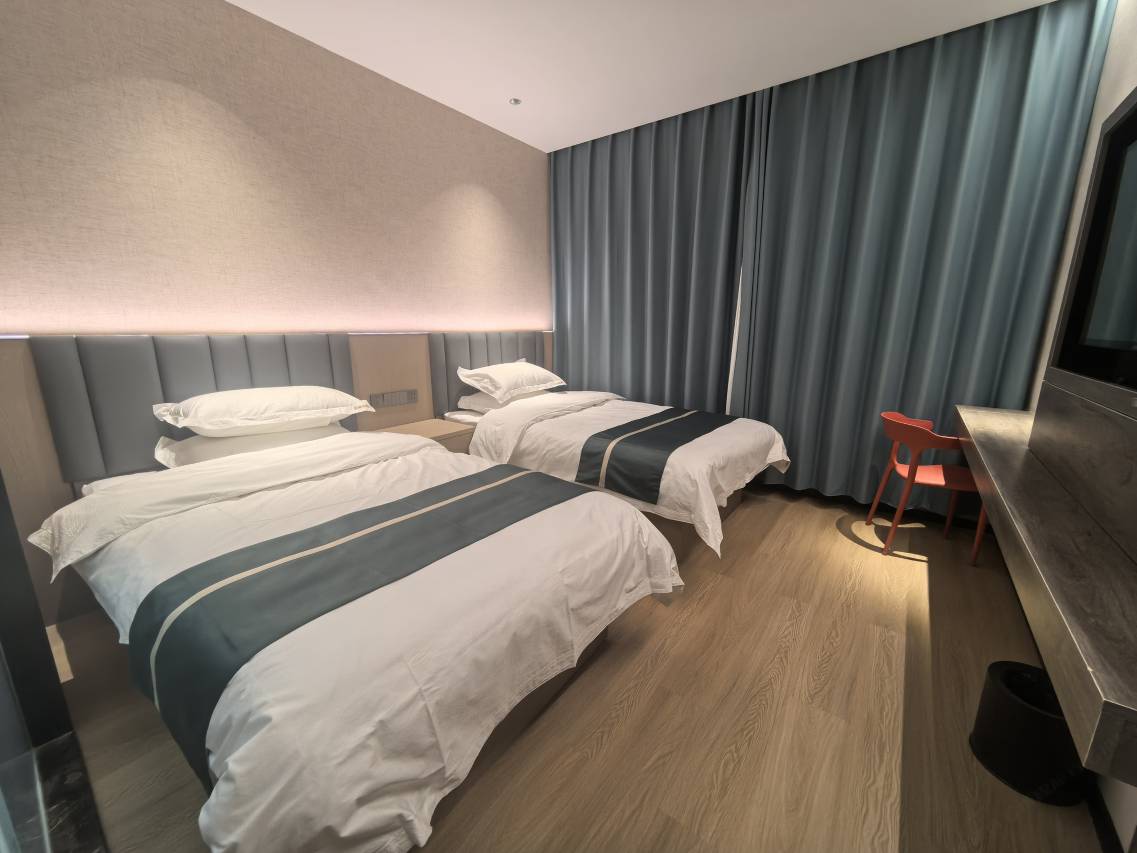 星际甄选酒店(冷湖镇店)图片