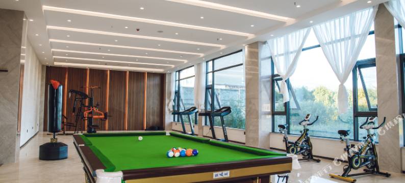 甘孜唐古拉大酒店(白塔公园店)图片