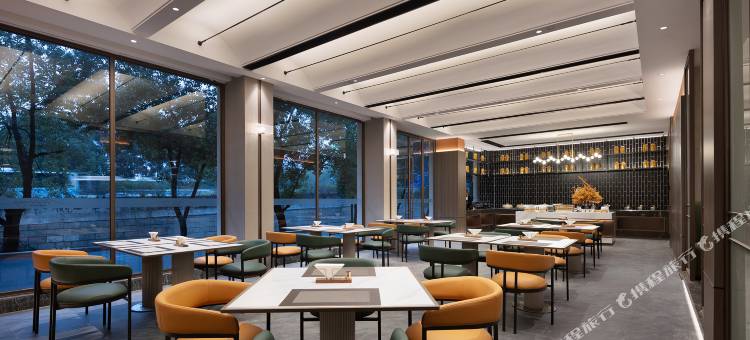 莫林酒店(长沙万家丽广场地铁站扬帆夜市店)图片