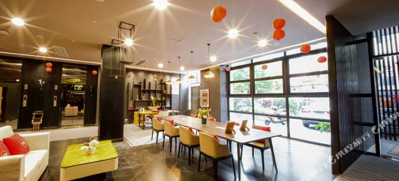 网鱼电竞酒店(扬州东关街店)图片