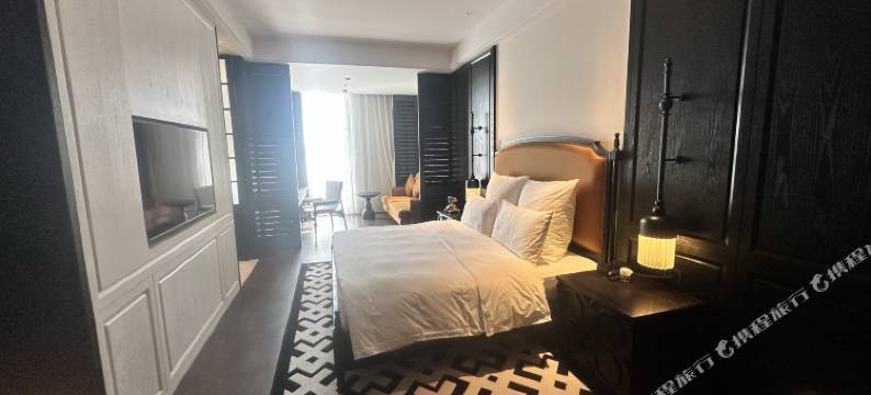 兰顿Q酒店(红河哈尼族彝族自治州建水小火车紫陶街店)图片