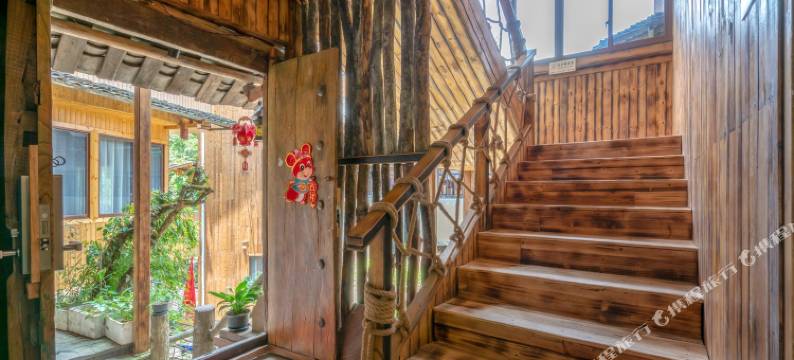 龙脊梯田垄上客栈图片