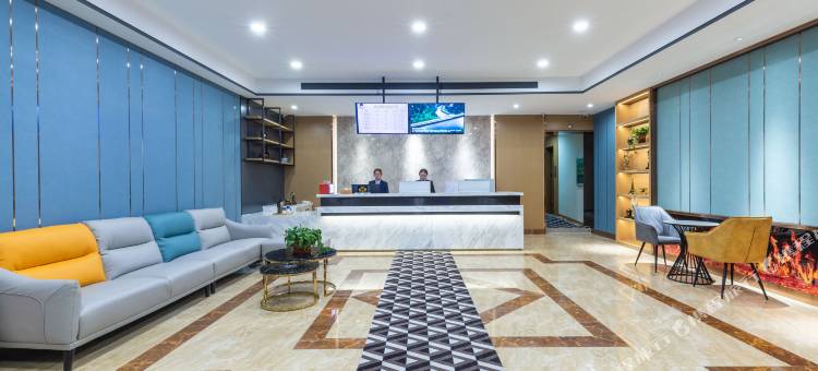 首旅如家睿柏·云酒店(合肥长江西路国购广场三里庵地铁站店)图片