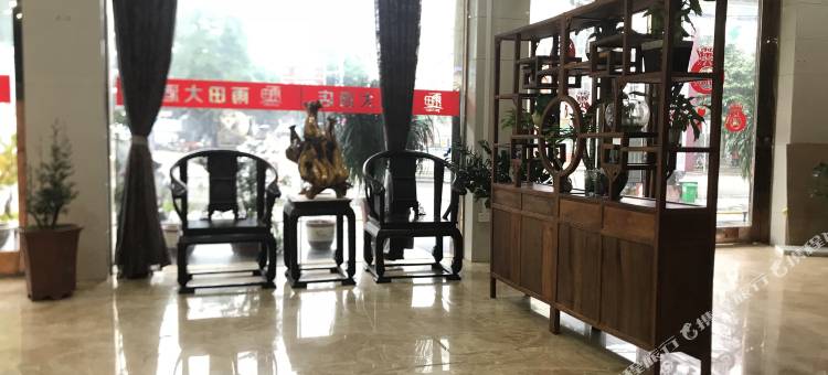 凭祥雨田酒店图片