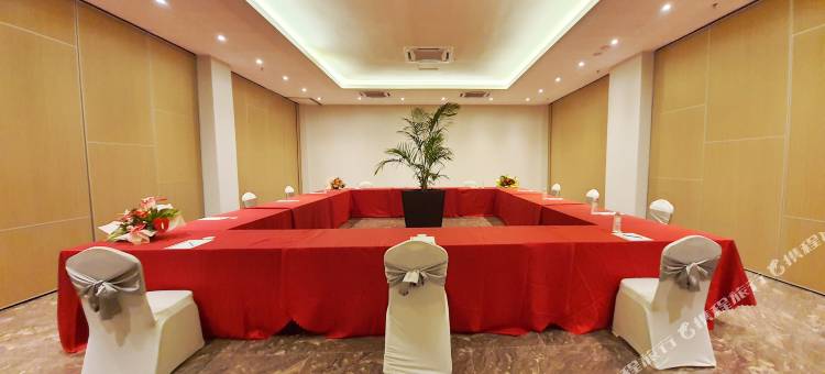 波德申太平洋丽晶海滩度假村(Pacific Regency Beach Resort, Port Dickson)图片